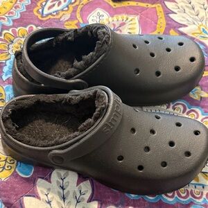 Simply Southern Black Fleece-Lined Clog Slippers
